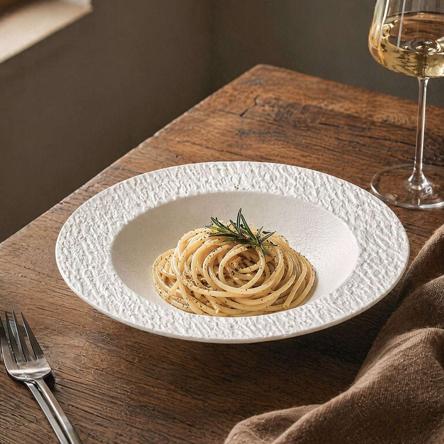 Cerelith Black and White Rock Ceramic Plates for Pasta Breakfast